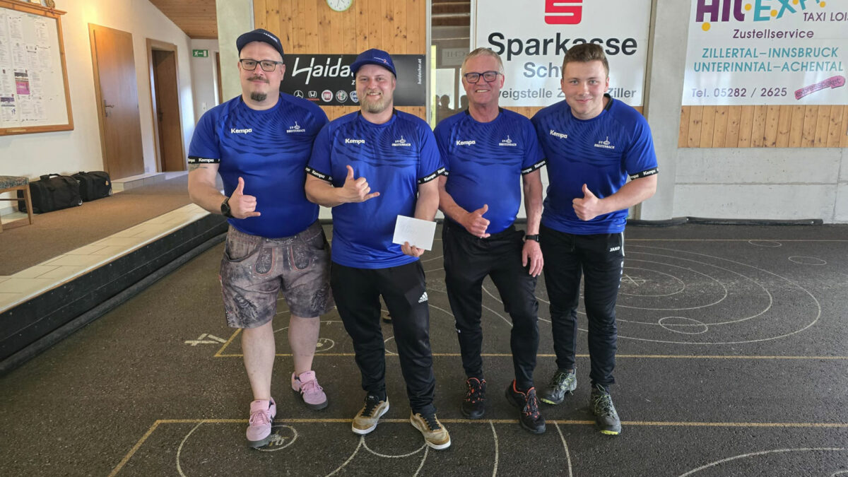 SVB 3 gewinnt Turnier des SV Aschau im Zillertal SVB 3 gewinnt Turnier des SV Aschau im Zillertal